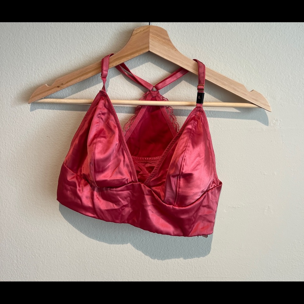 Victoria’s Secret Pink Bralette Size Large